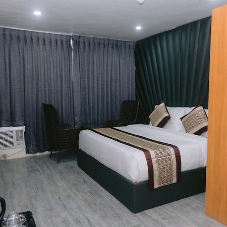 Shine Boutique Hotel Tagum Extérieur photo