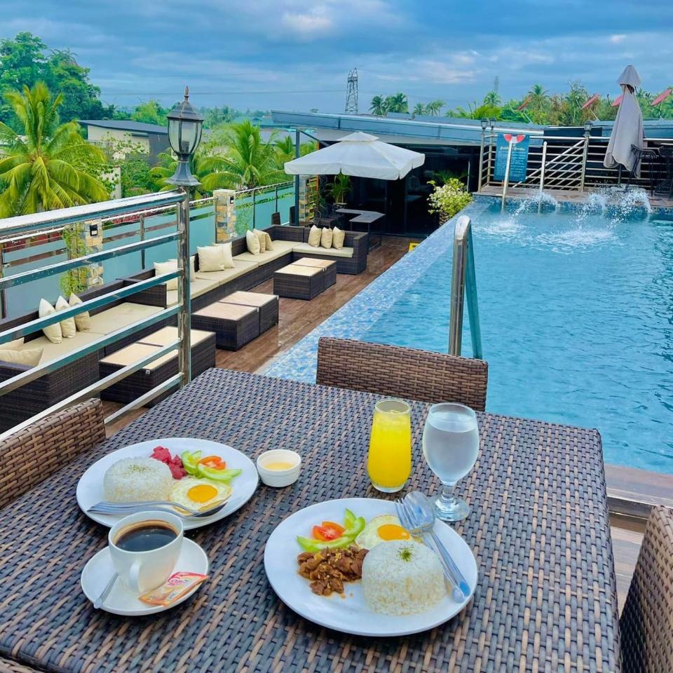 Shine Boutique Hotel Tagum Extérieur photo